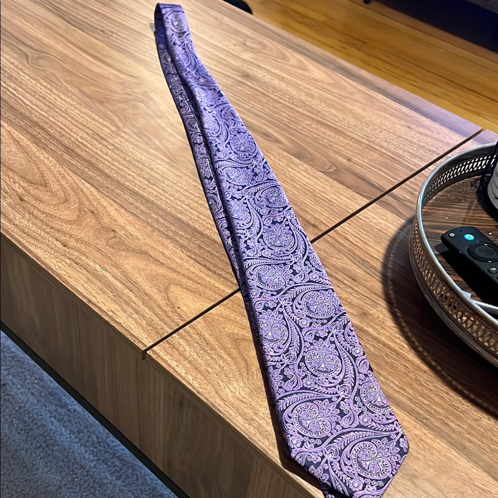 Express Purple Paisley Men's Tie
